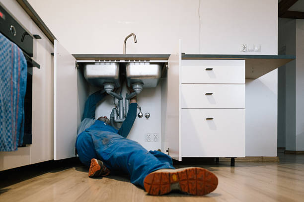 Professional Leak Detection technician working in Woodland, CA
